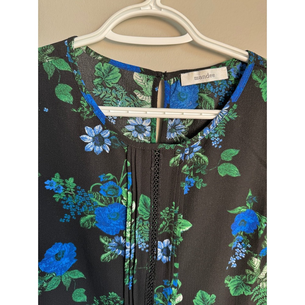 Mandee Floral Flutter Sleeve Pleated Front Blouse Black Blue S Cottagecore Boho - Picture 3 of 11